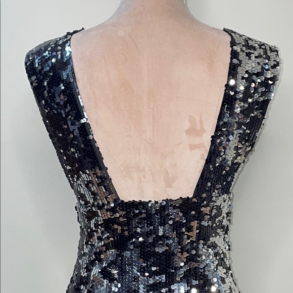 Rachel Zoe Black & Silver Sequin Sleeveless Plunge Neckline Women’s Dress - Picture 9 of 12